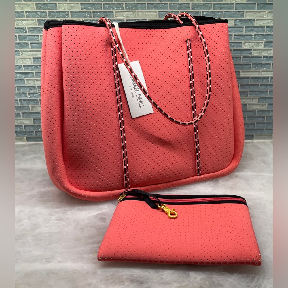 Annabel Ingall Neoprene Large Sports Bag Coral New with Tags NWT w/ Tote